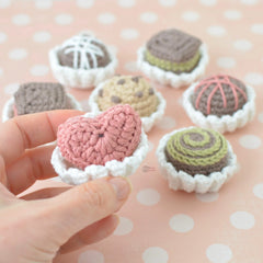 Valentine Chocolates (Crochet)