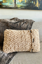 Darcy Pillow (Crochet)