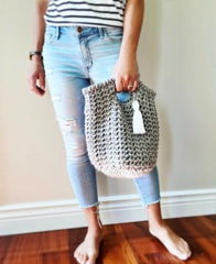 The Sutton Bag in Two Sizes (Crochet)