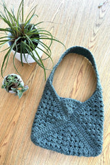Not So Granny Bag (Crochet)