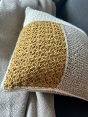 Devon Pillow (Crochet)