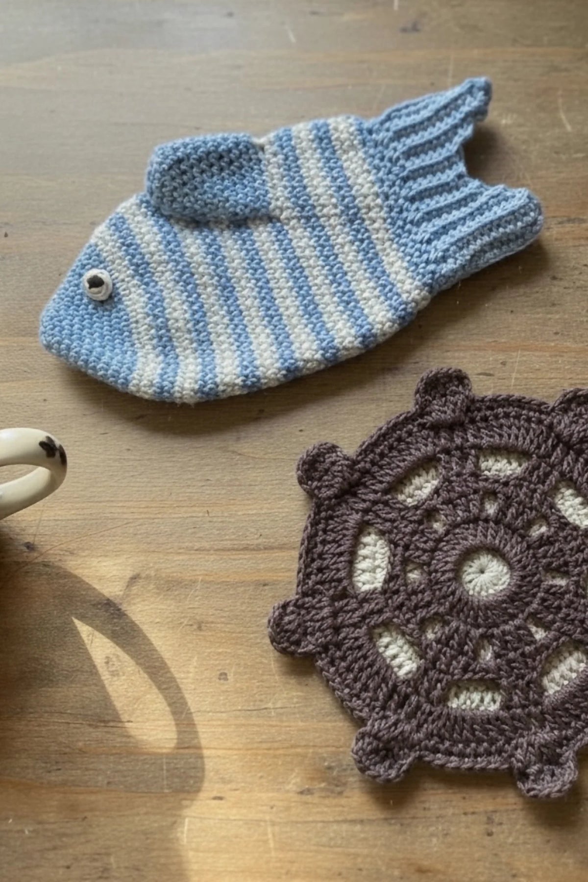 Fish Oven Mitt & Ship's Wheel Potholder/Trivet (Crochet)