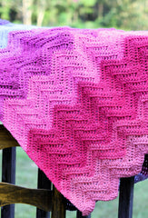 Double Crochet Chevron Baby Blanket (Crochet)